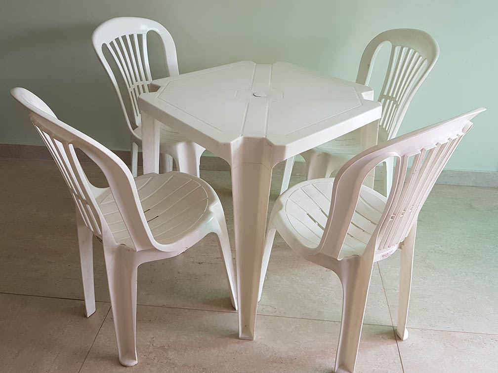 Conjunto De Mesa E Cadeira